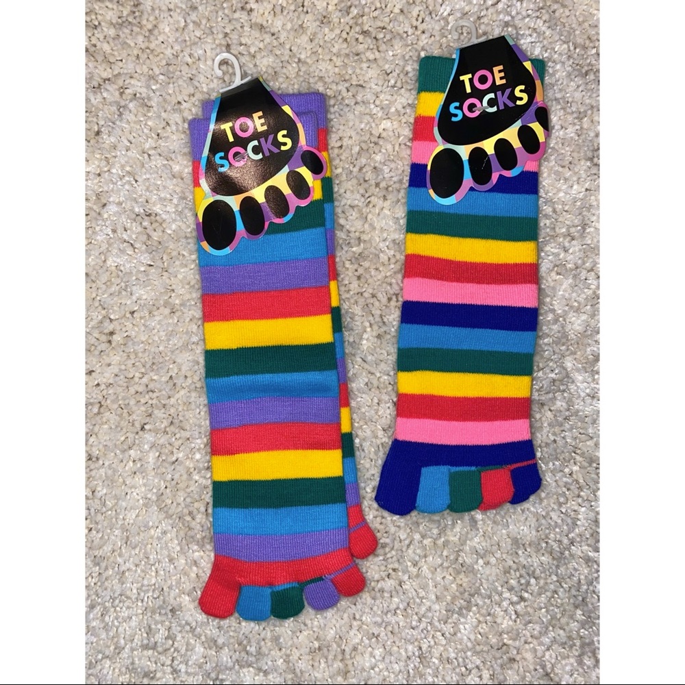 NEW Kids Toe Socks. BOGO 50% off. Ages 10-16
